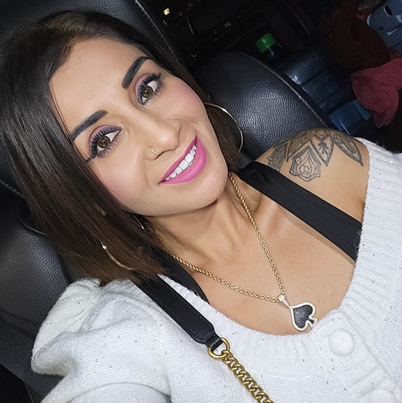 Meet your Posher, Angela - Picture 5 of 6